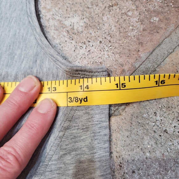 Lulu🍋Crescent Tank - Picture 5 of 6